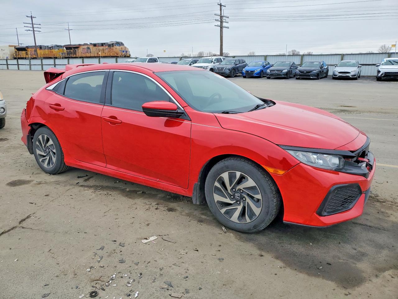 2017 HONDA CIVIC LX photo 4