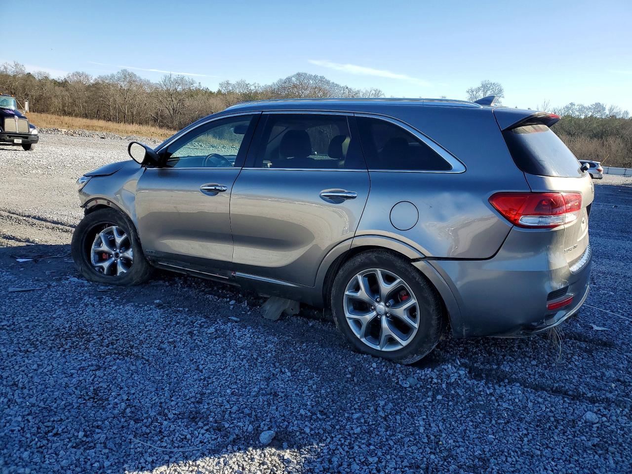 2016 KIA SORENTO SX photo 2