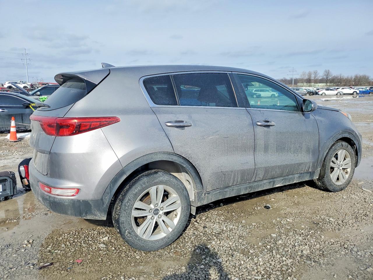 2019 KIA SPORTAGE LX photo 3