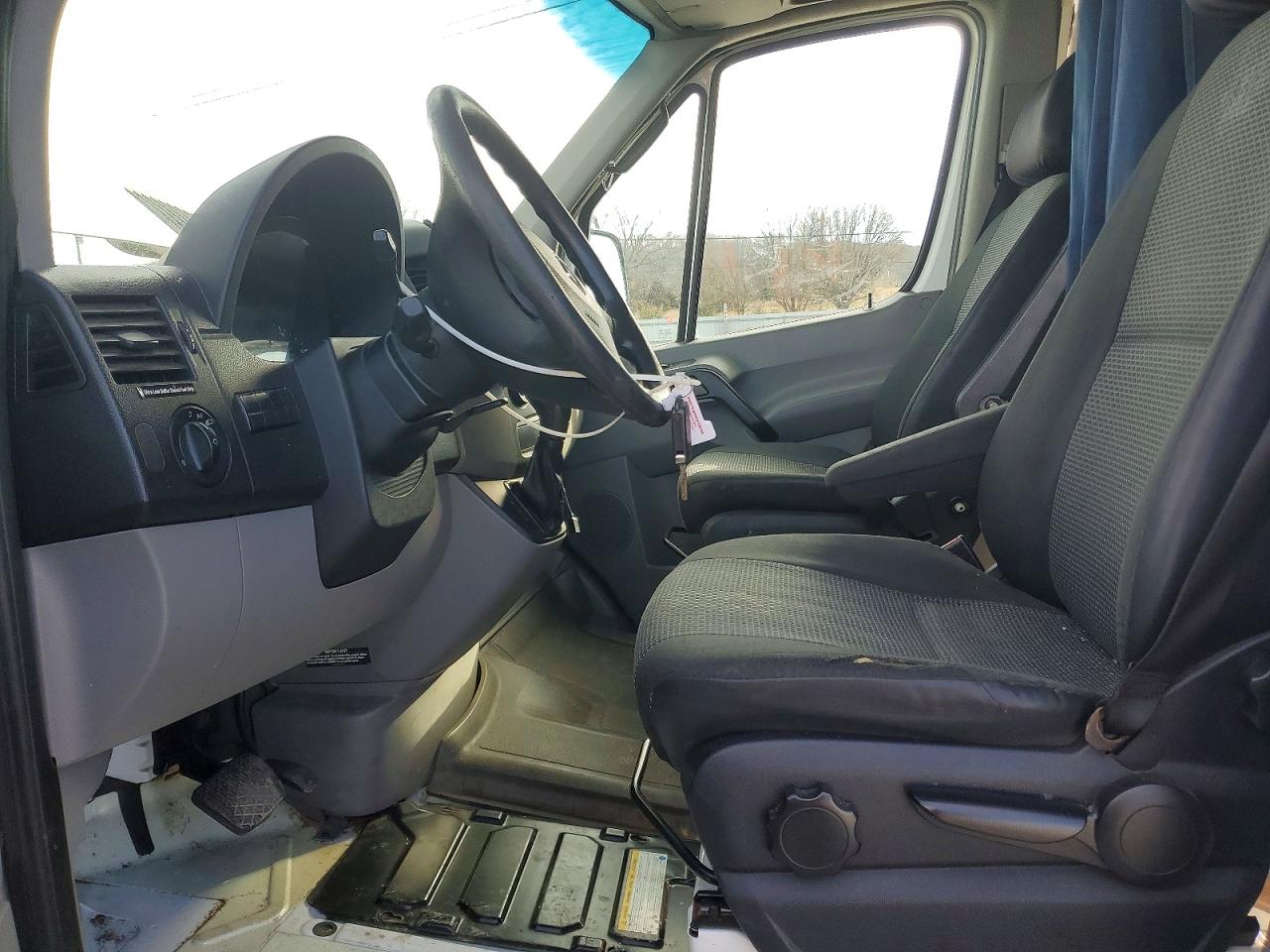 2013 MERCEDES-BENZ SPRINTER 2500 photo 7