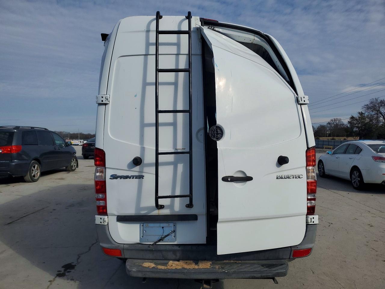 2013 MERCEDES-BENZ SPRINTER 2500 photo 6
