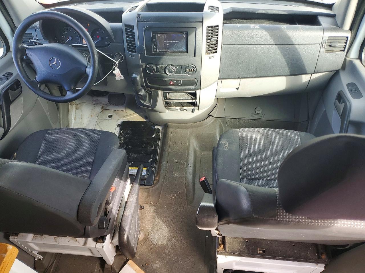 2013 MERCEDES-BENZ SPRINTER 2500 photo 8