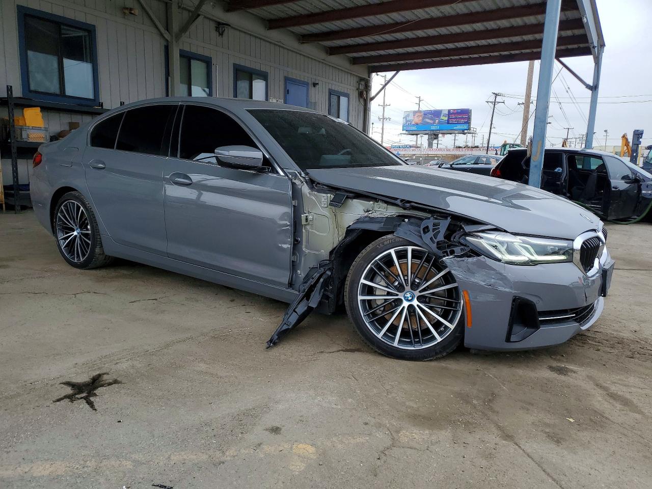 2022 BMW 530E photo 10