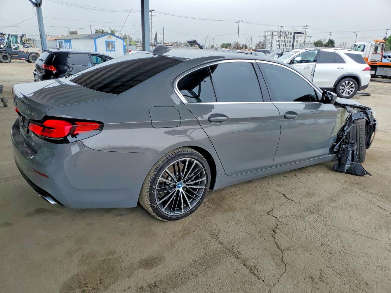 2022 BMW 530E photo 7