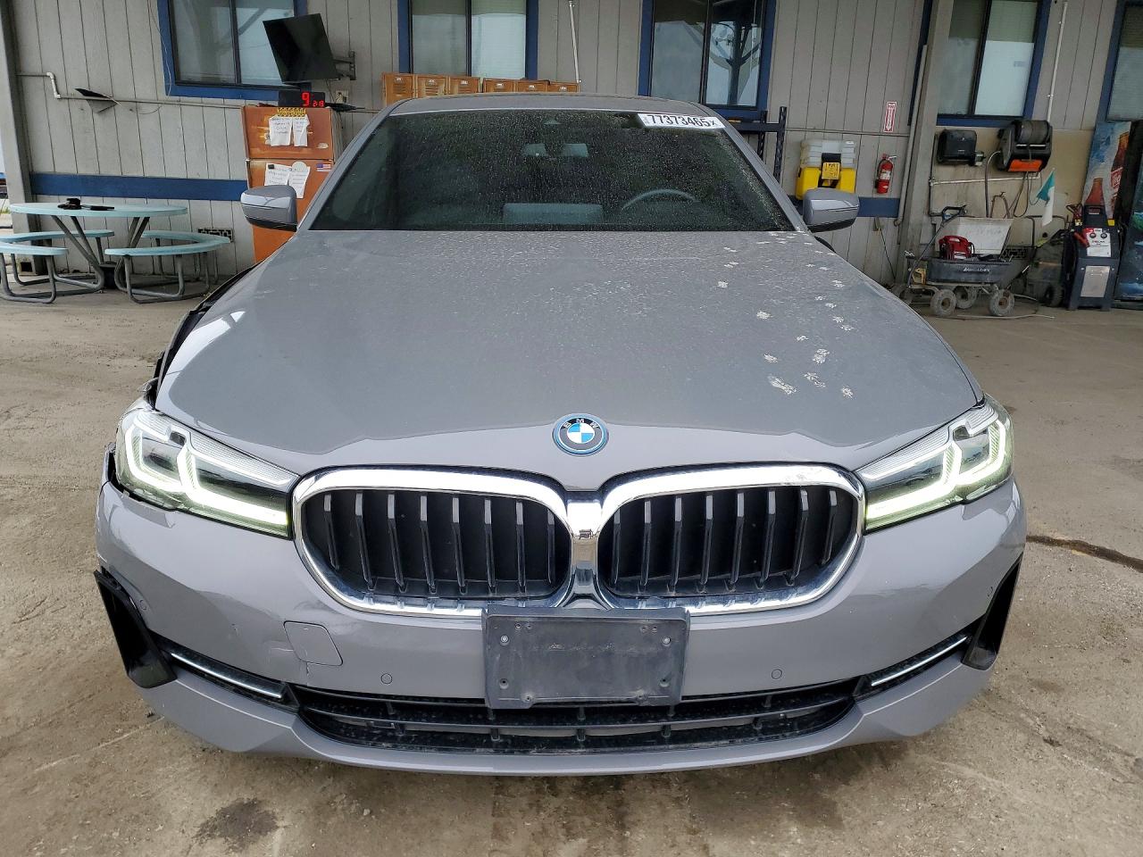 2022 BMW 530E photo 13