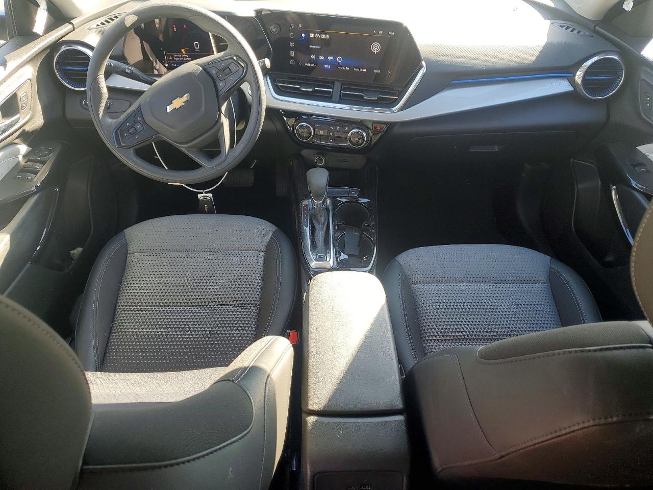 2025 CHEVROLET TRAX 1LT photo 22