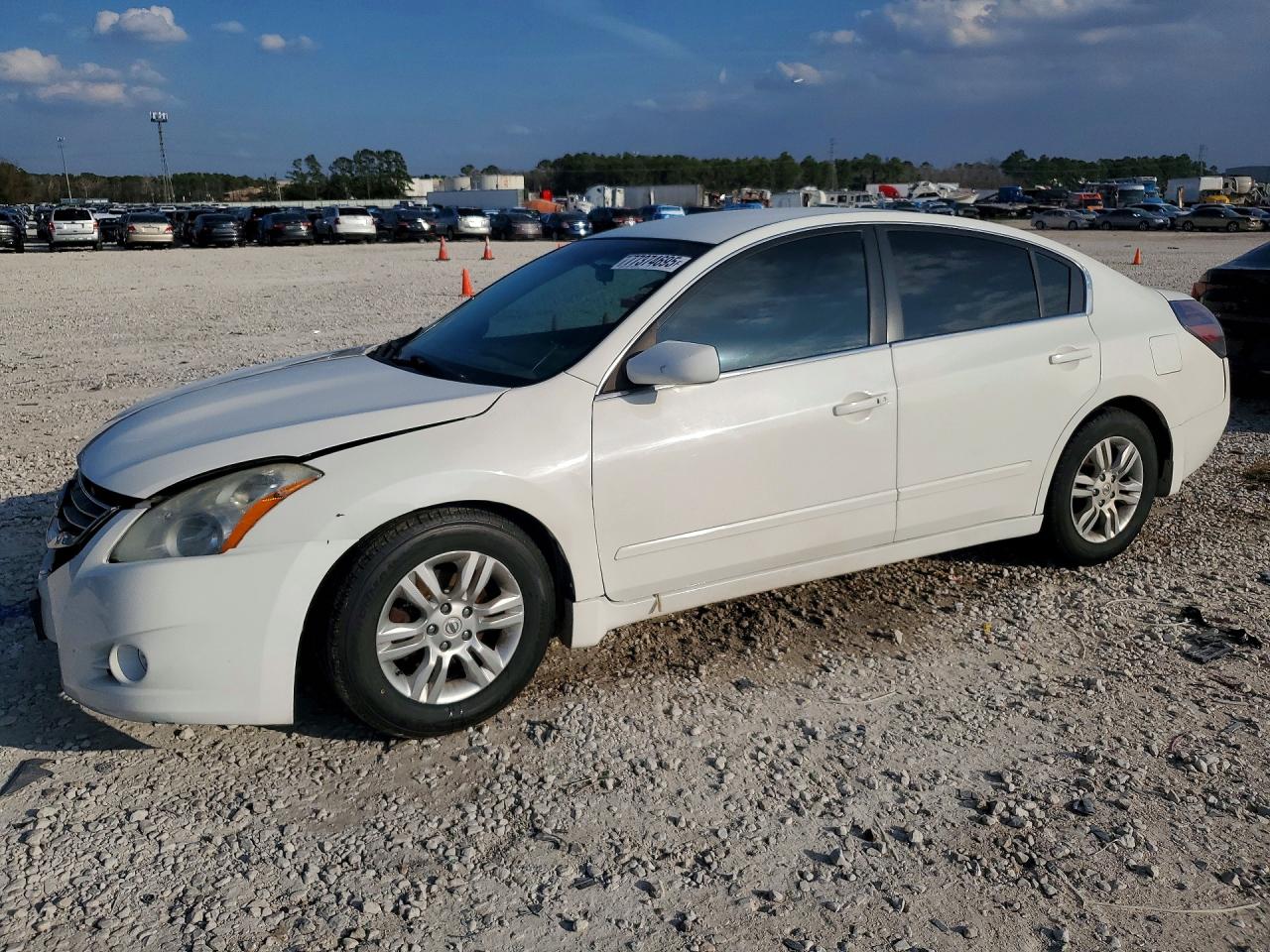 2011 NISSAN ALTIMA