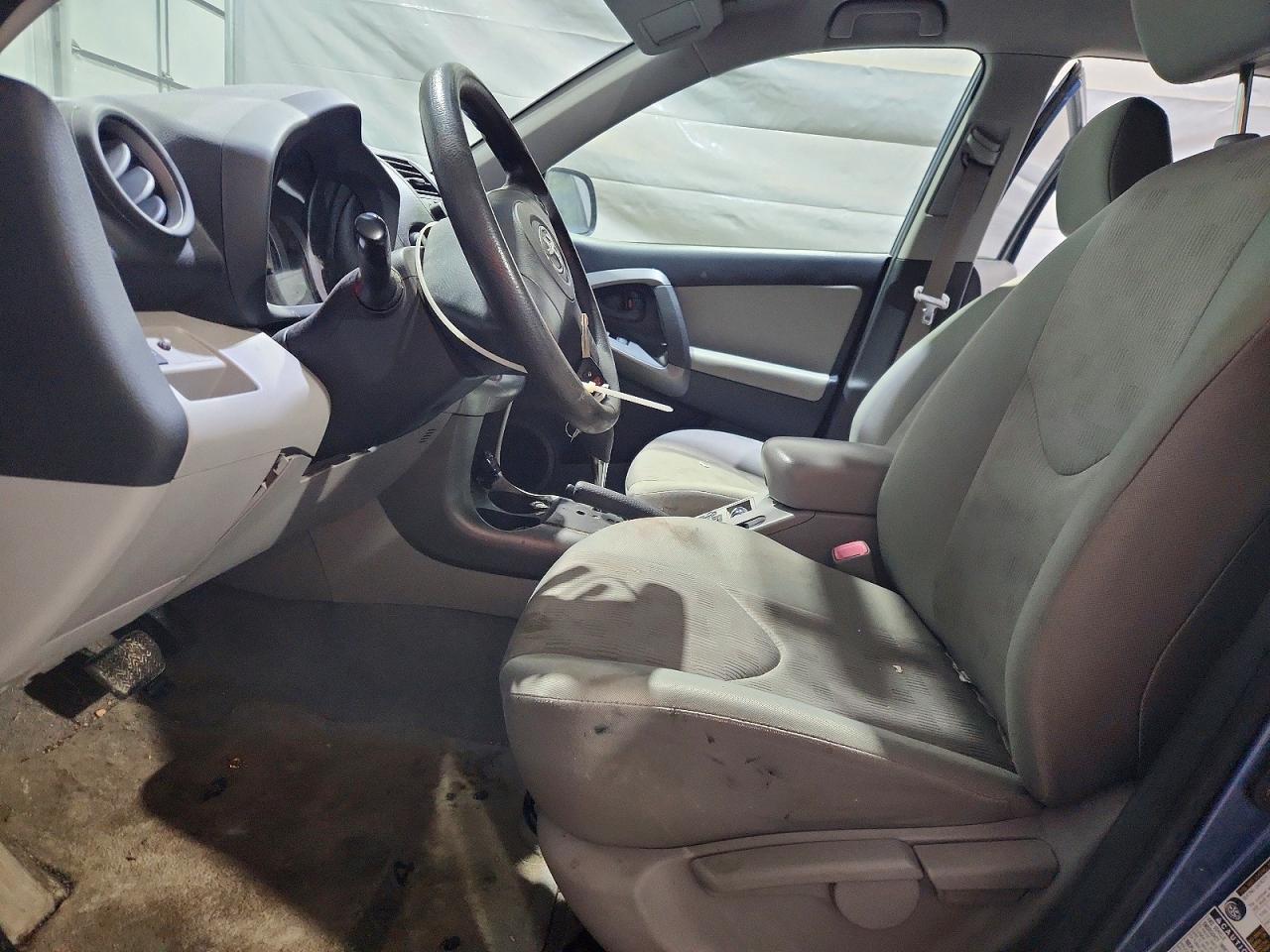 2009 TOYOTA RAV4 BASE photo 13