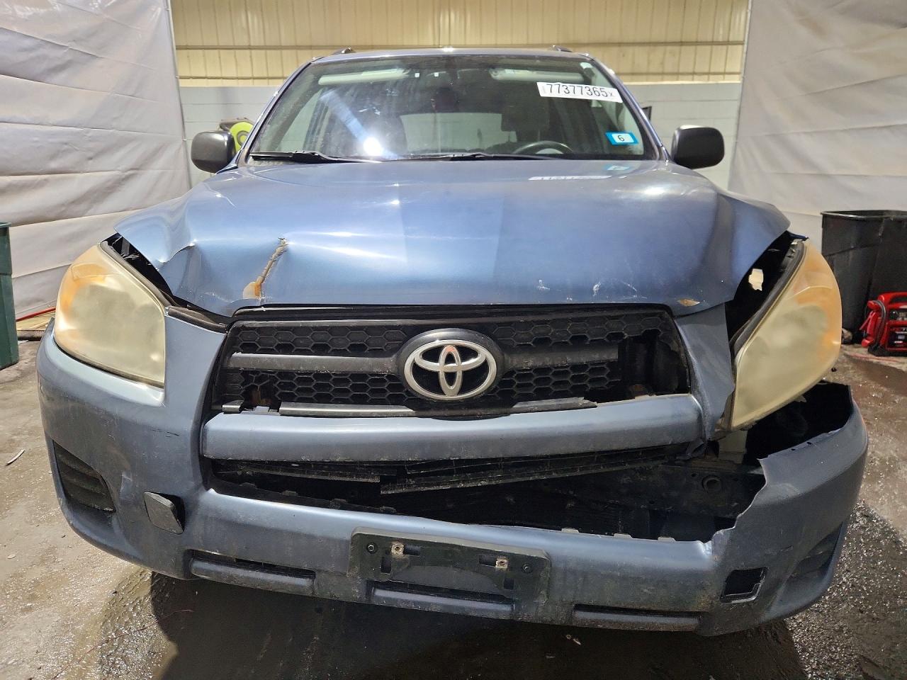 2009 TOYOTA RAV4 BASE photo 9