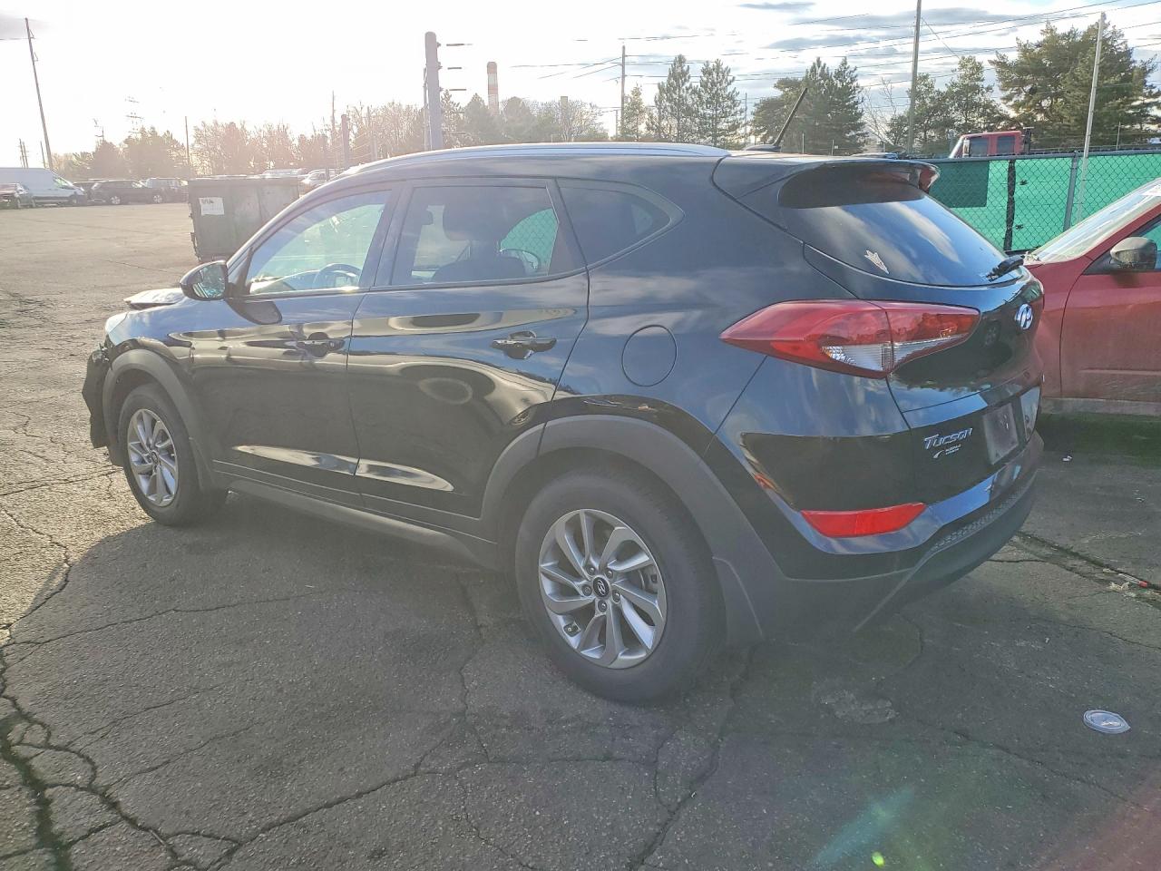 2016 HYUNDAI TUCSON photo 3