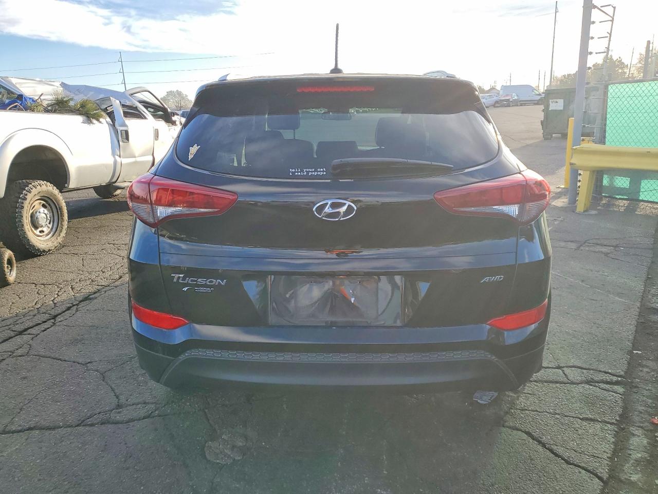 2016 HYUNDAI TUCSON photo 11