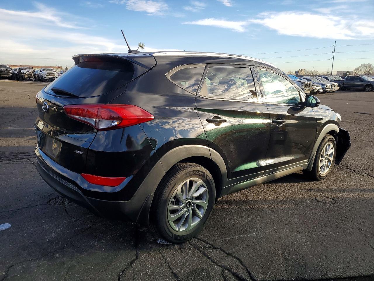 2016 HYUNDAI TUCSON photo 5