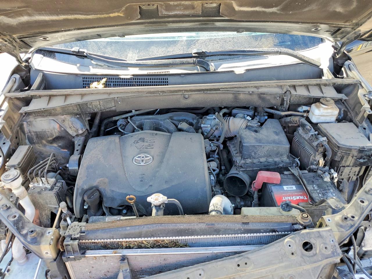 2019 TOYOTA HIGHLANDER SE photo 23