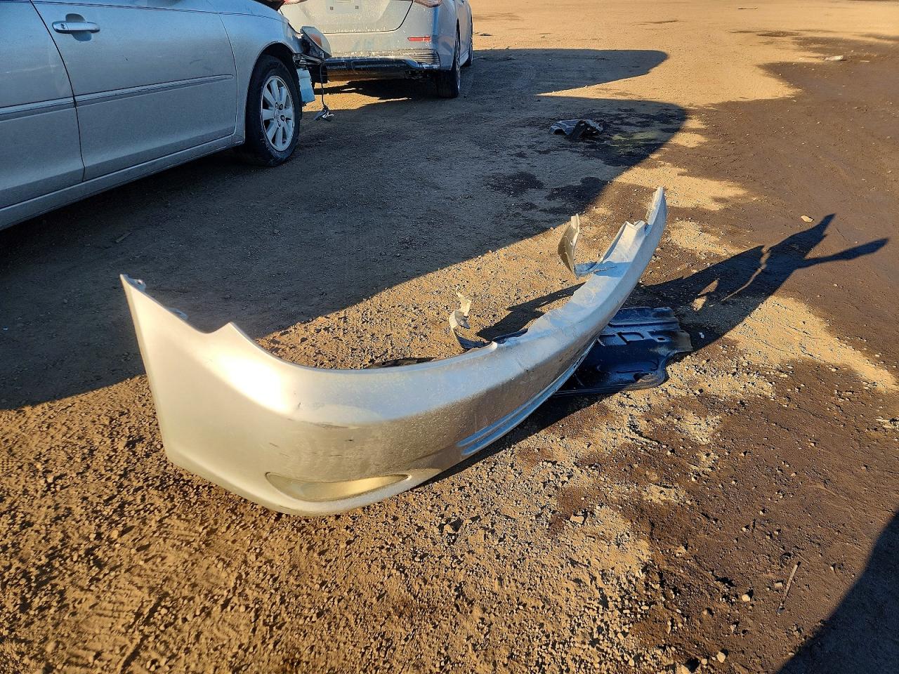 2004 TOYOTA CAMRY photo 45