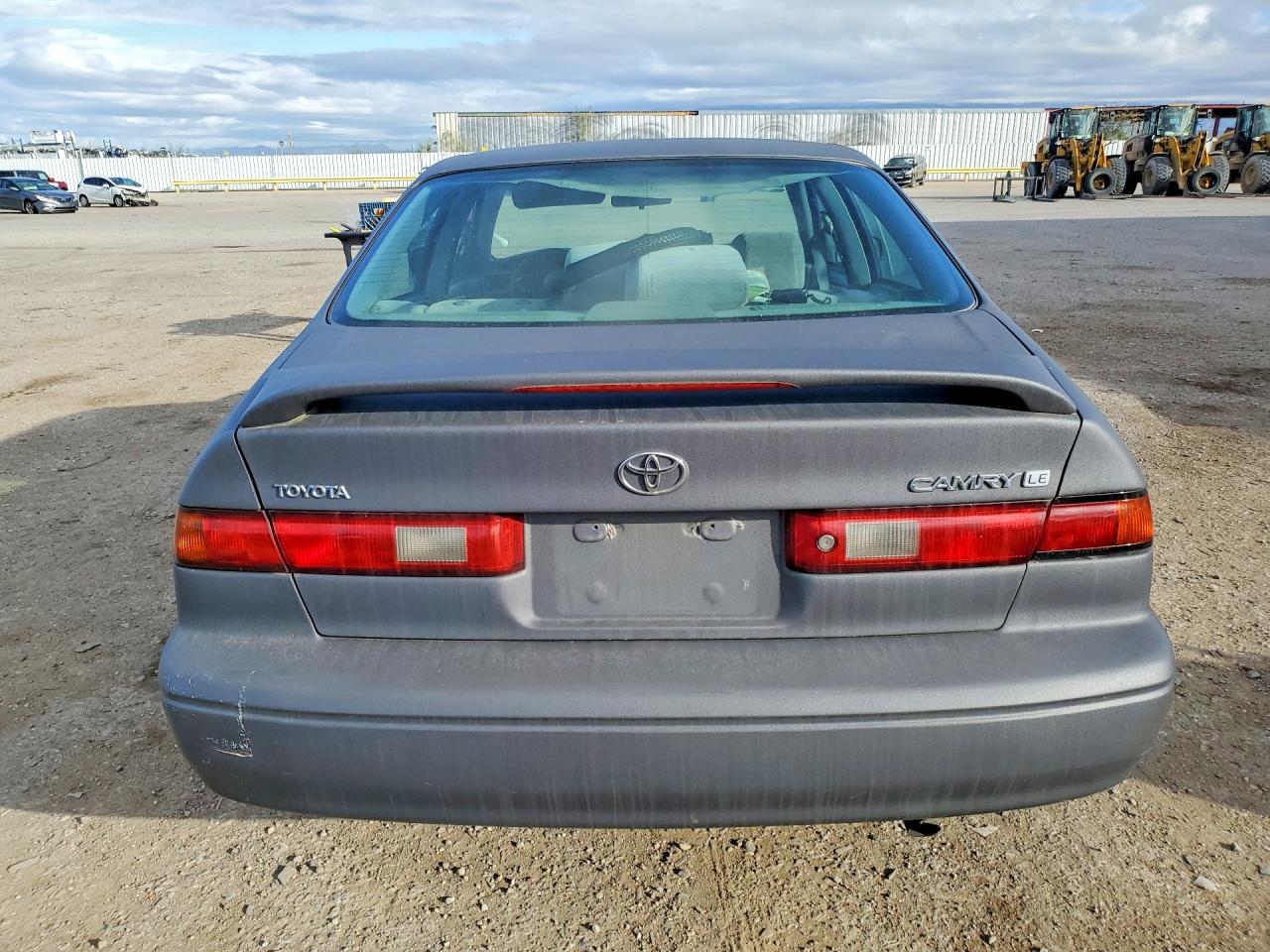 1999 TOYOTA CAMRY CE photo 6