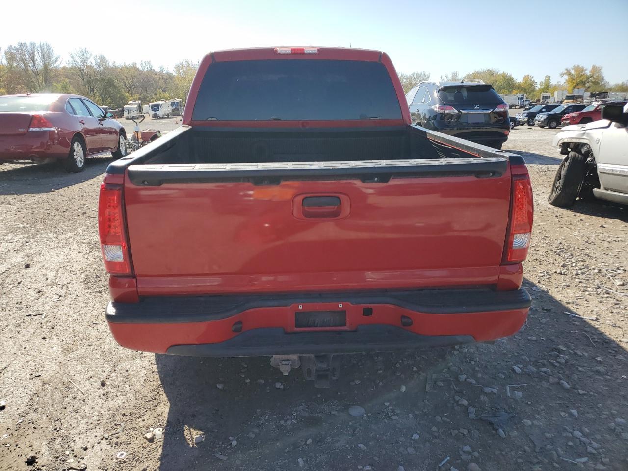 2005 CHEVROLET SILVERADO K1500 photo 16
