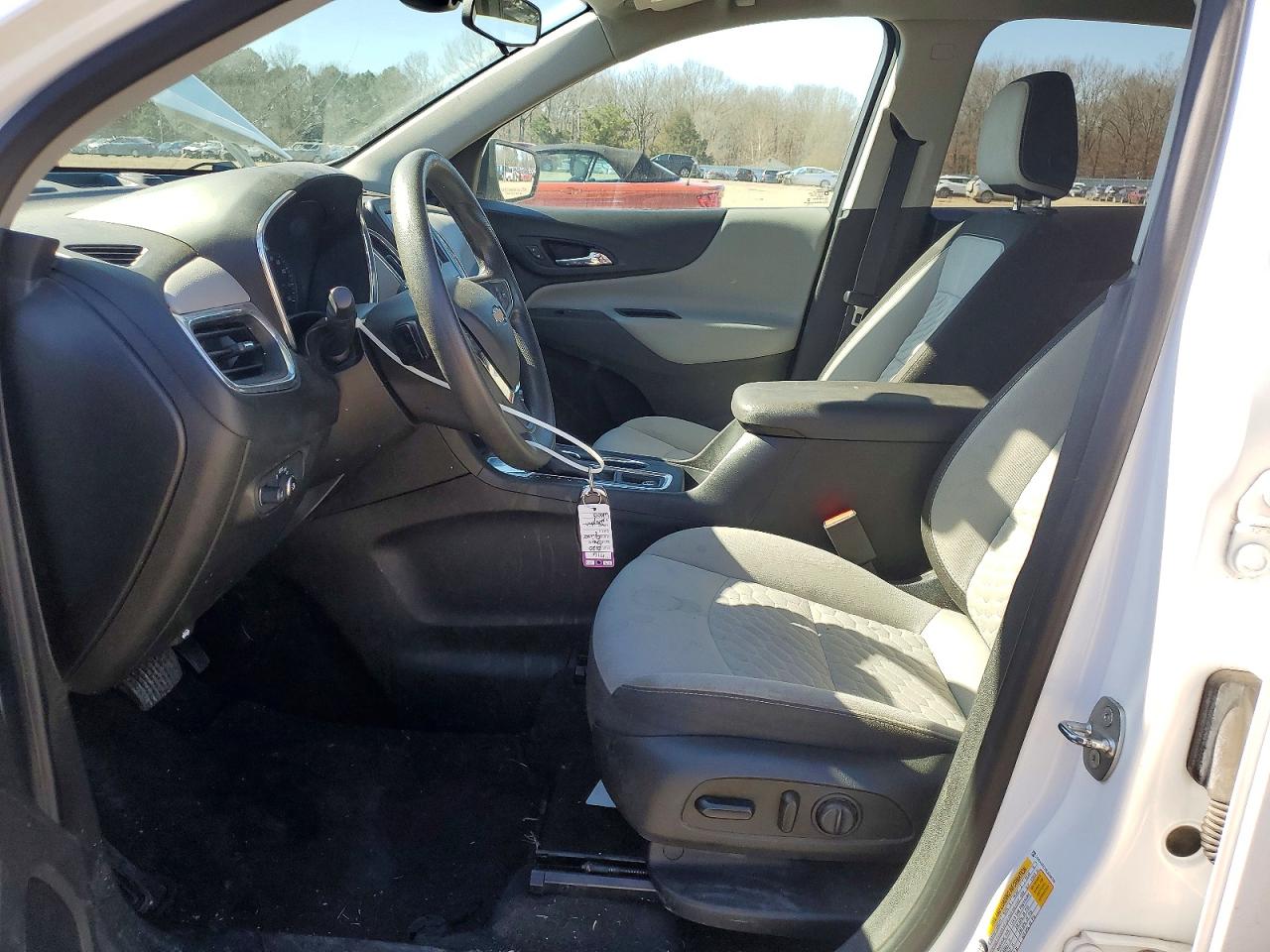 2020 CHEVROLET EQUINOX LT photo 13