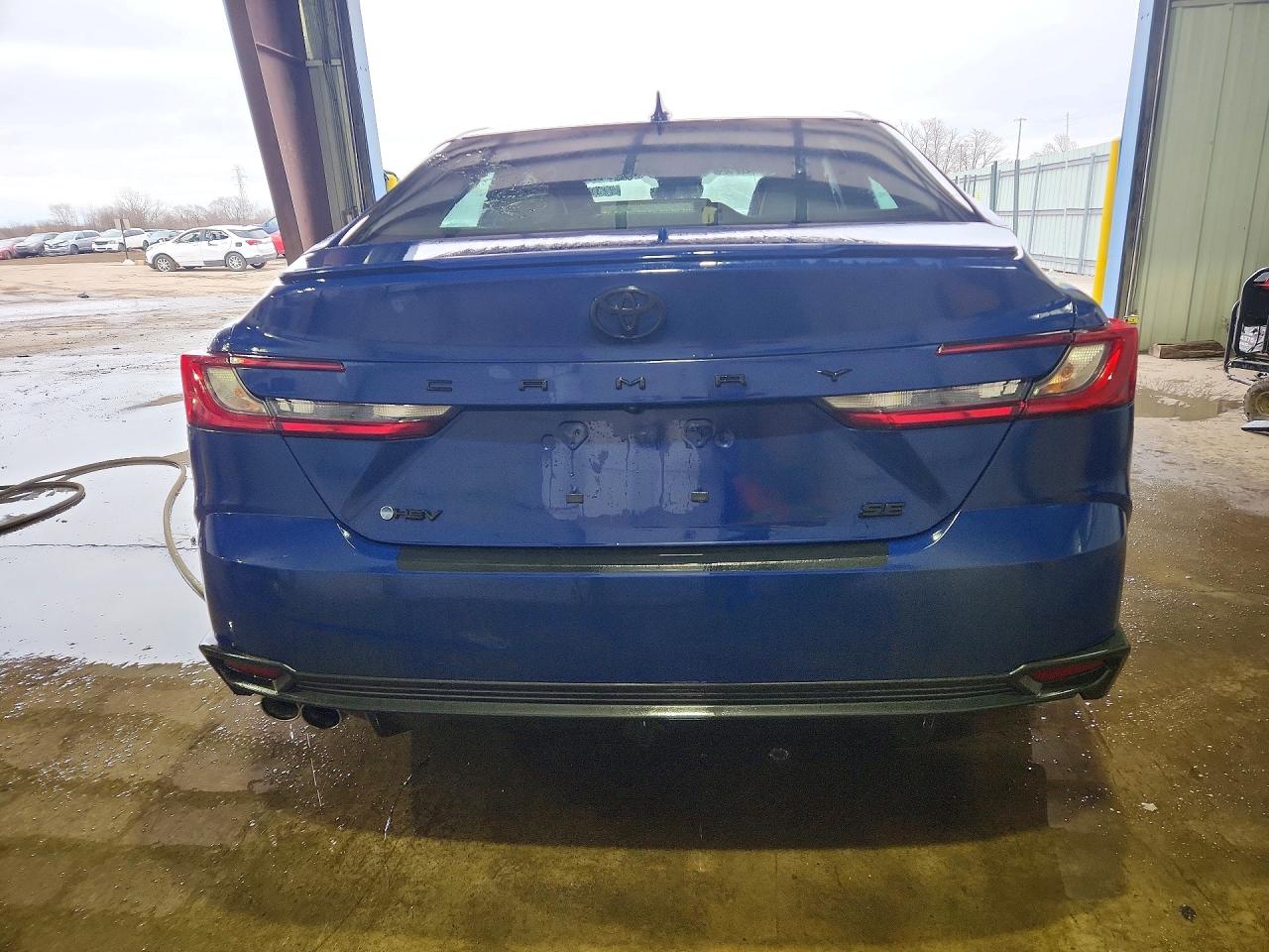 2025 TOYOTA CAMRY SE photo 16