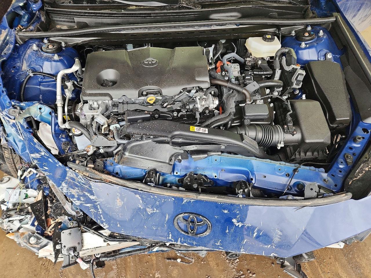 2025 TOYOTA CAMRY SE photo 31