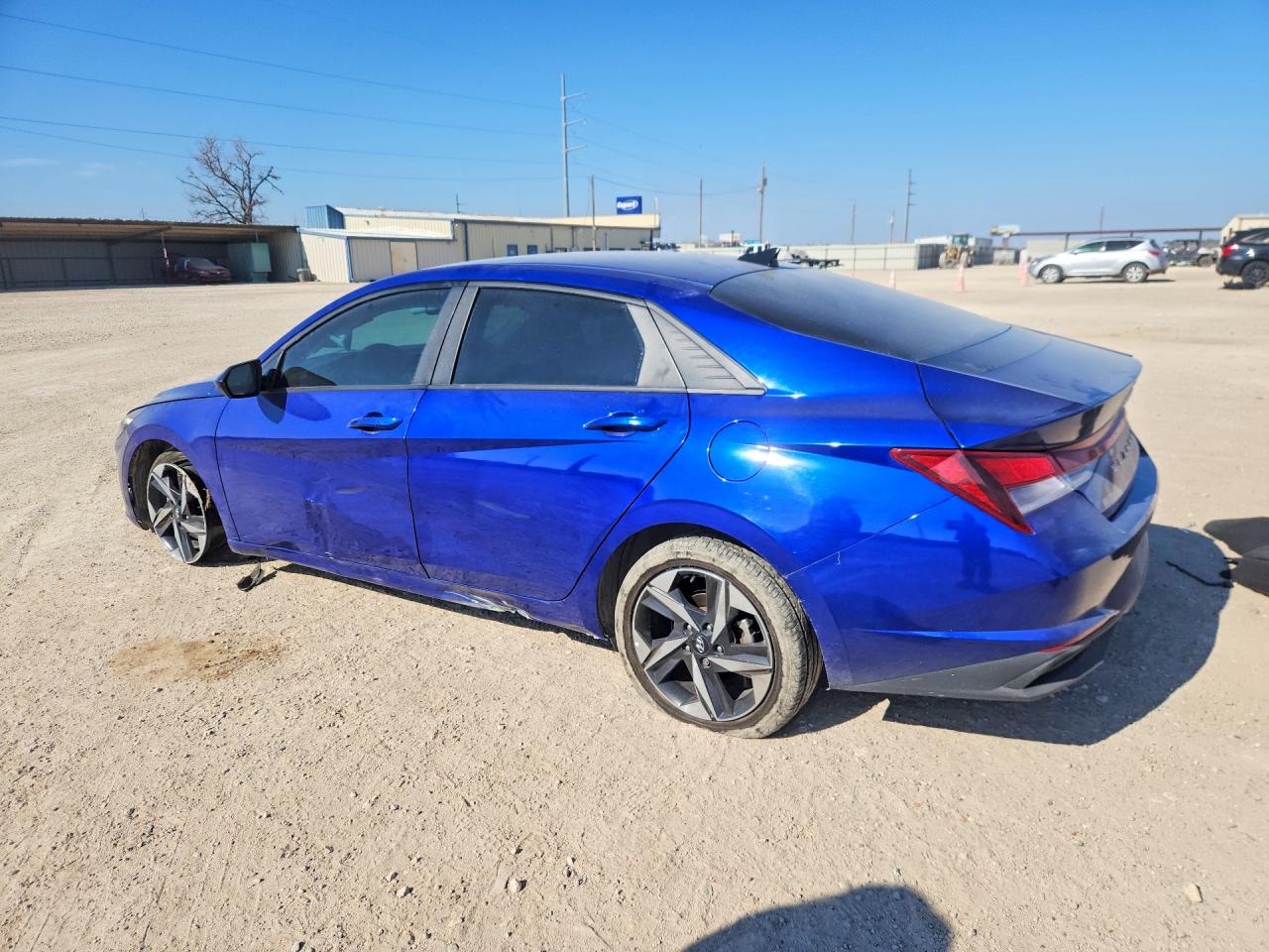 2023 HYUNDAI ELANTRA SEL photo 2