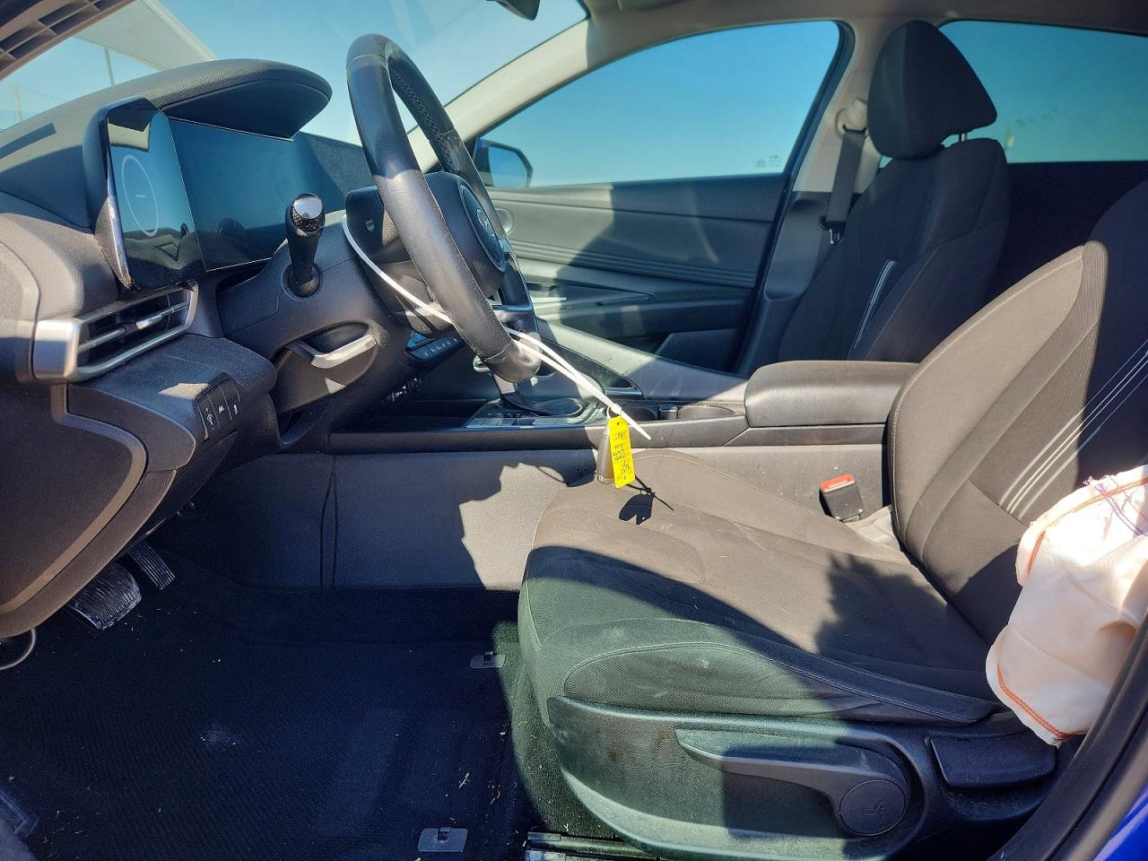 2023 HYUNDAI ELANTRA SEL photo 7