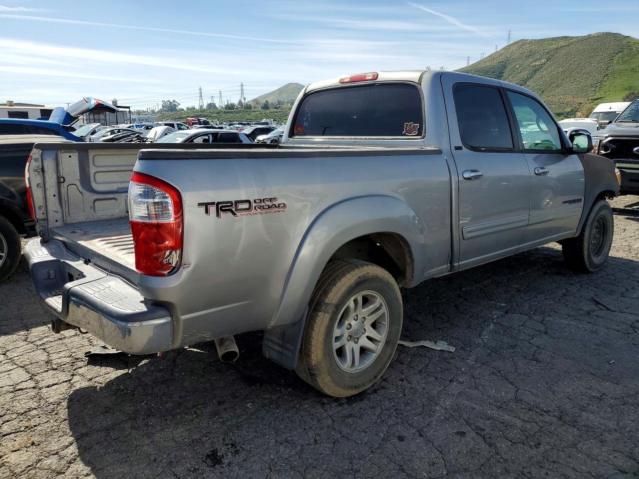 2005 TOYOTA TUNDRA DOUBLE CAB SR5 photo 3