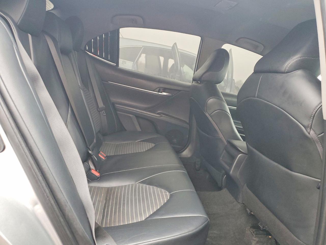 2021 TOYOTA CAMRY SE photo 19