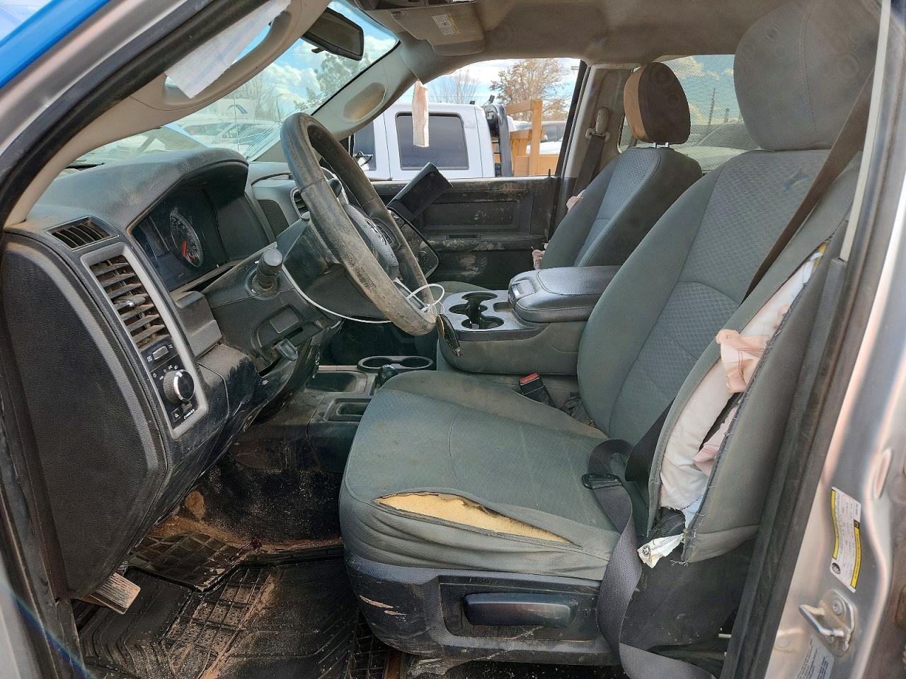 2016 RAM 2500 ST photo 7