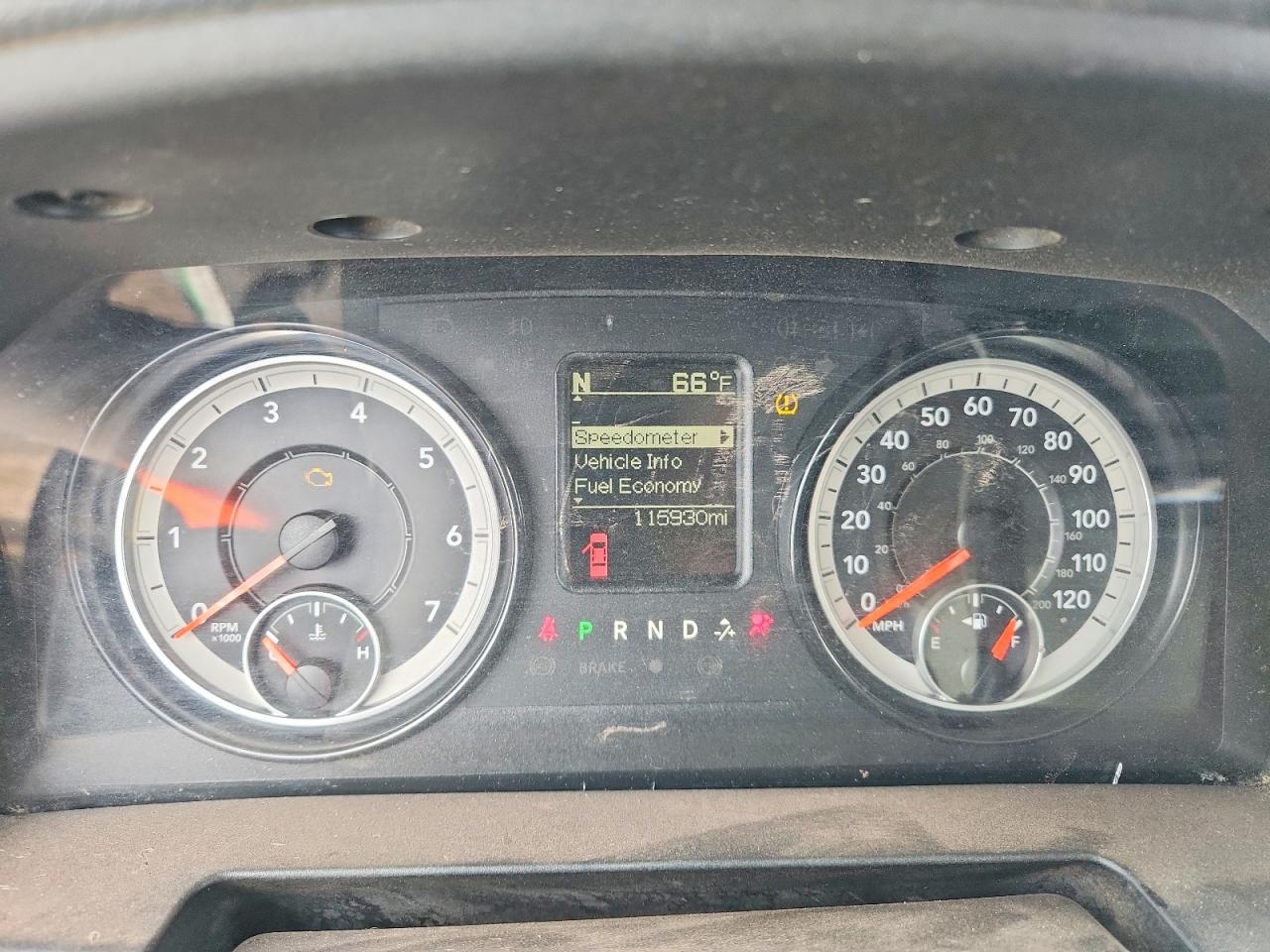 2016 RAM 2500 ST photo 9