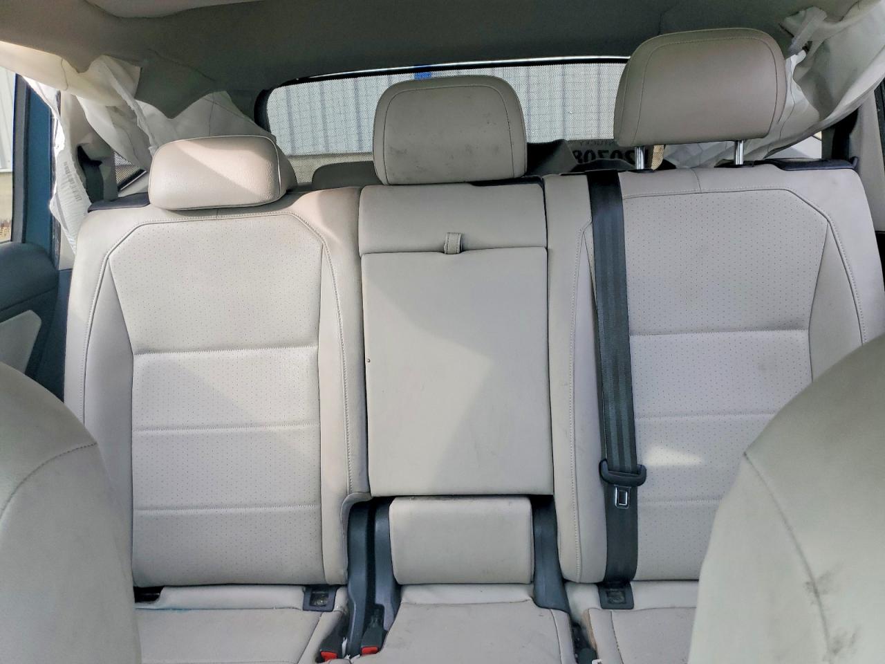 2021 VOLKSWAGEN TIGUAN SE photo 10