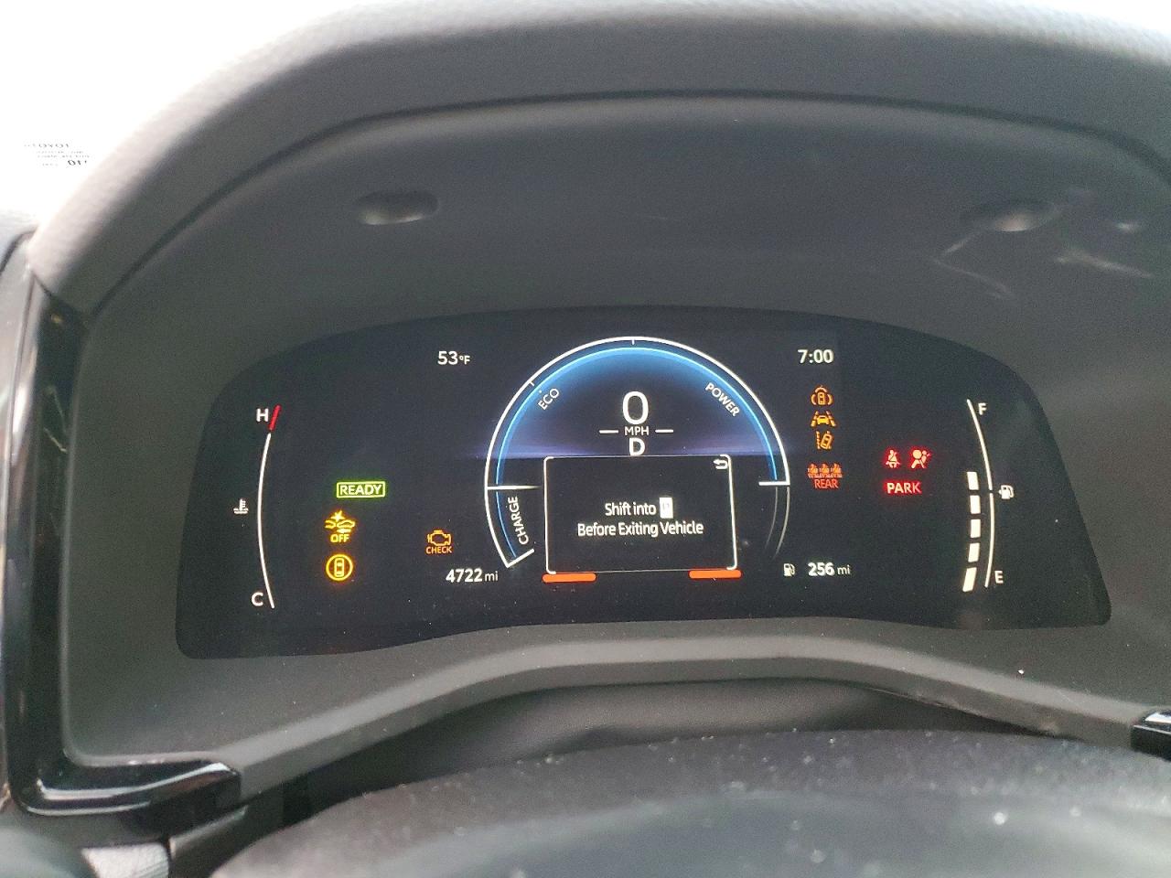 2025 TOYOTA CAMRY photo 25