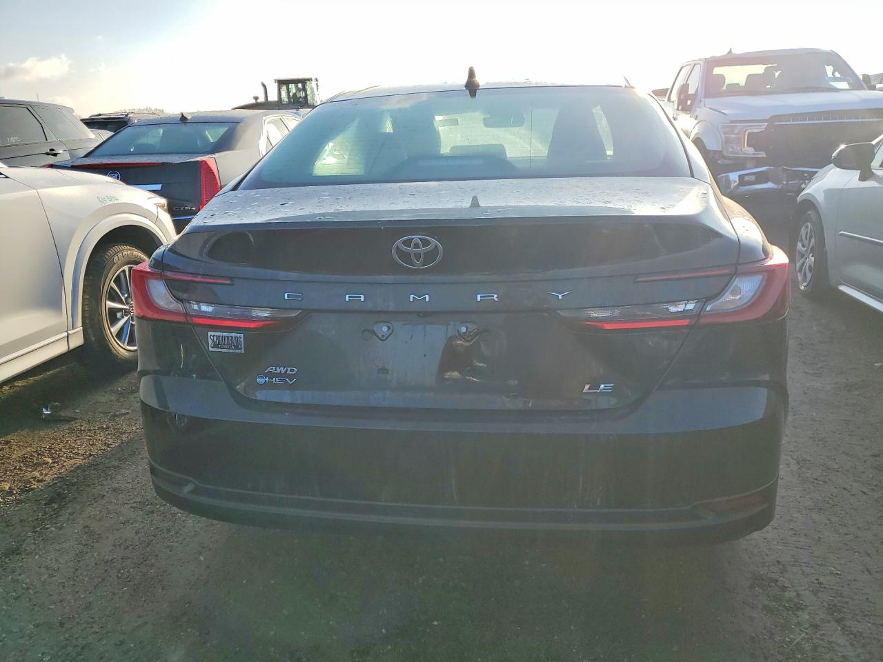 2025 TOYOTA CAMRY photo 16