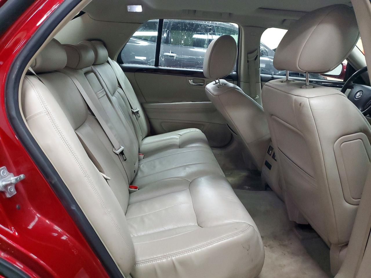 2010 CADILLAC DTS PREMIUM COLLECTION photo 28