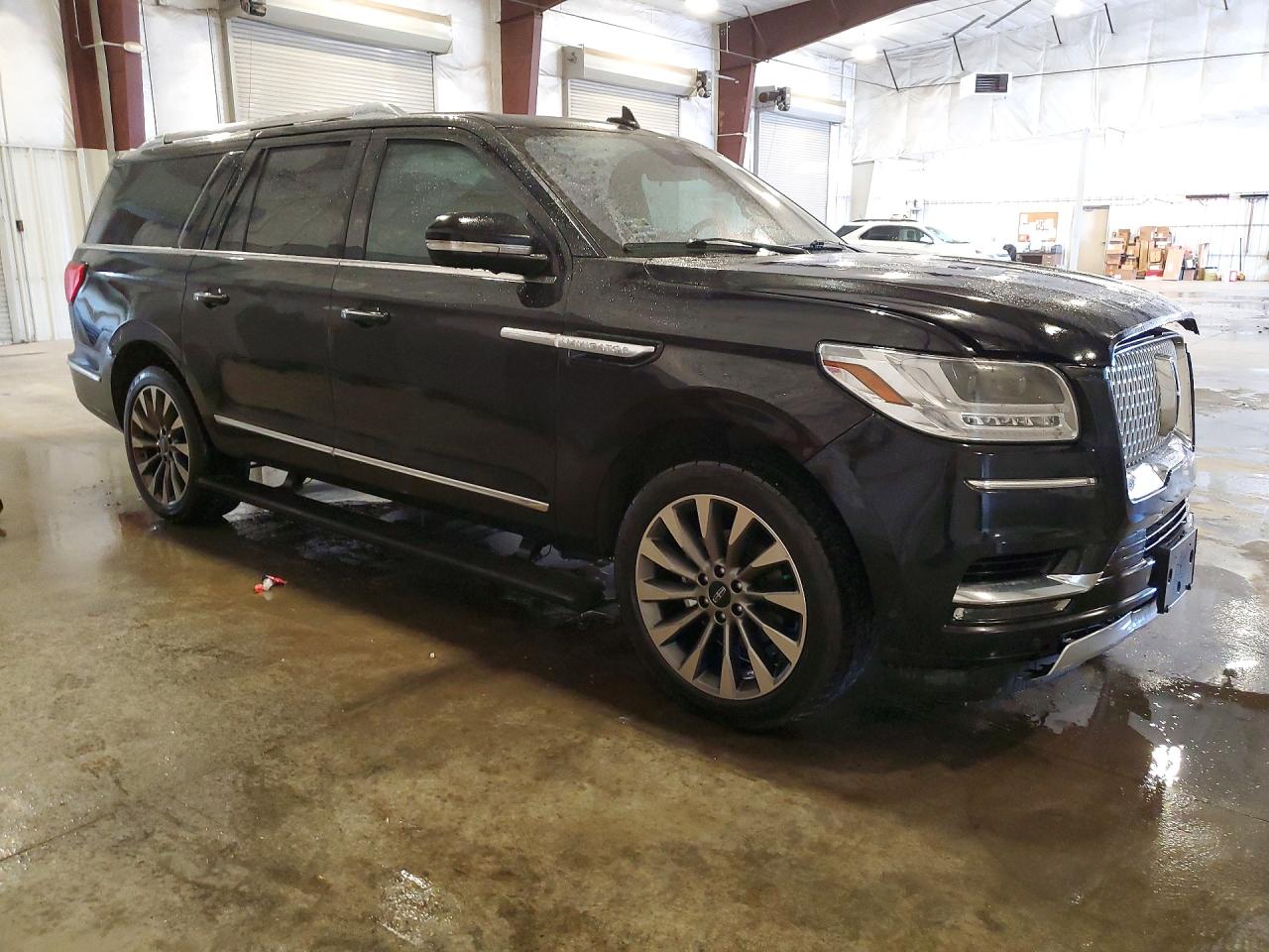 2020 LINCOLN NAVIGATOR L RESERVE photo 7