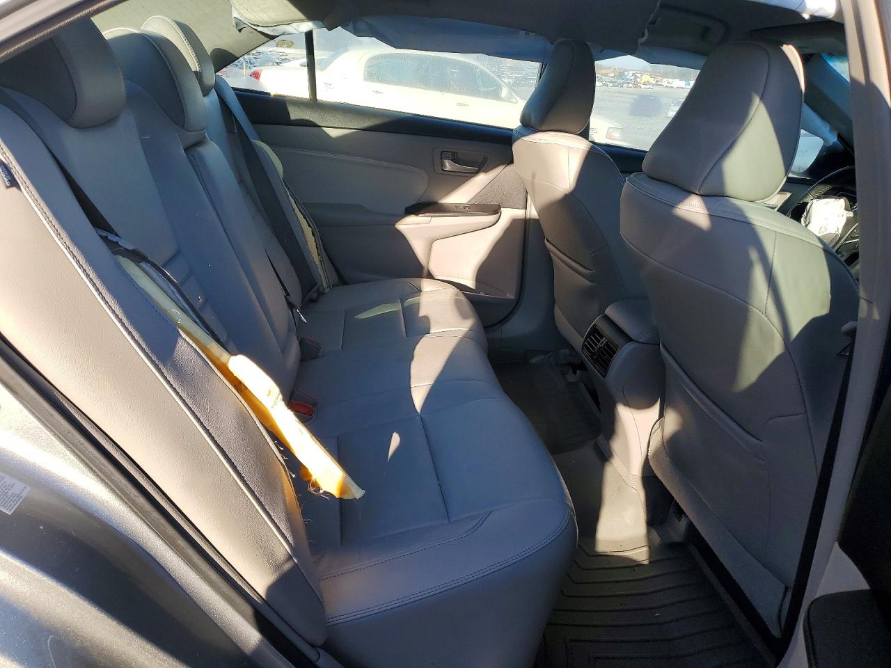 2017 TOYOTA CAMRY XLE photo 10