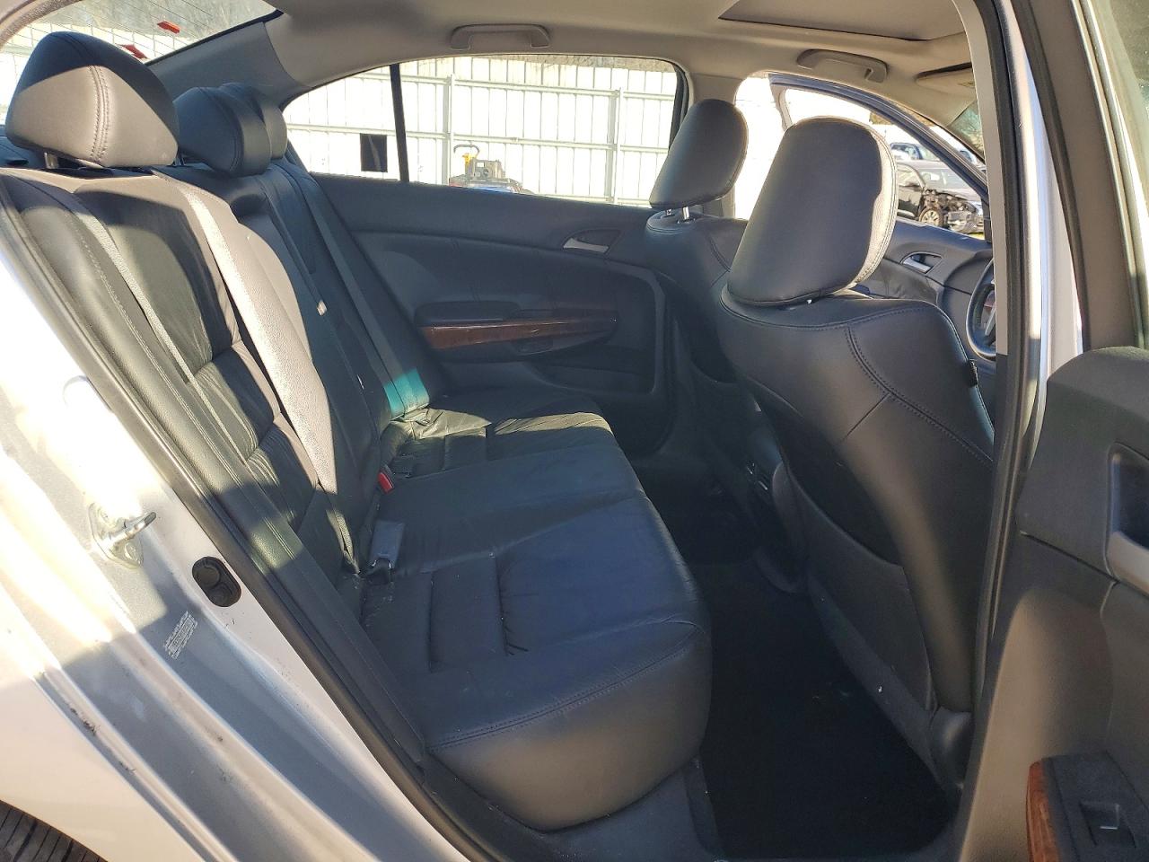 2012 HONDA ACCORD EXL photo 19