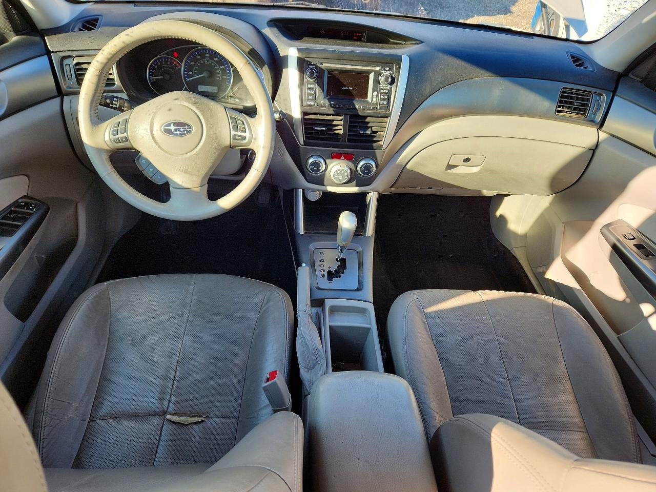 2013 SUBARU FORESTER LIMITED photo 8