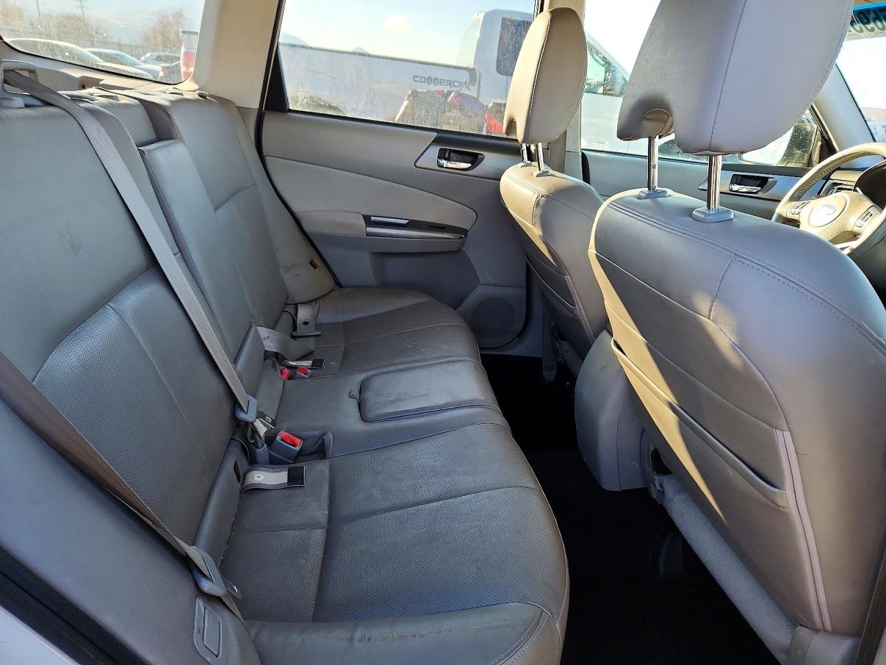 2013 SUBARU FORESTER LIMITED photo 11