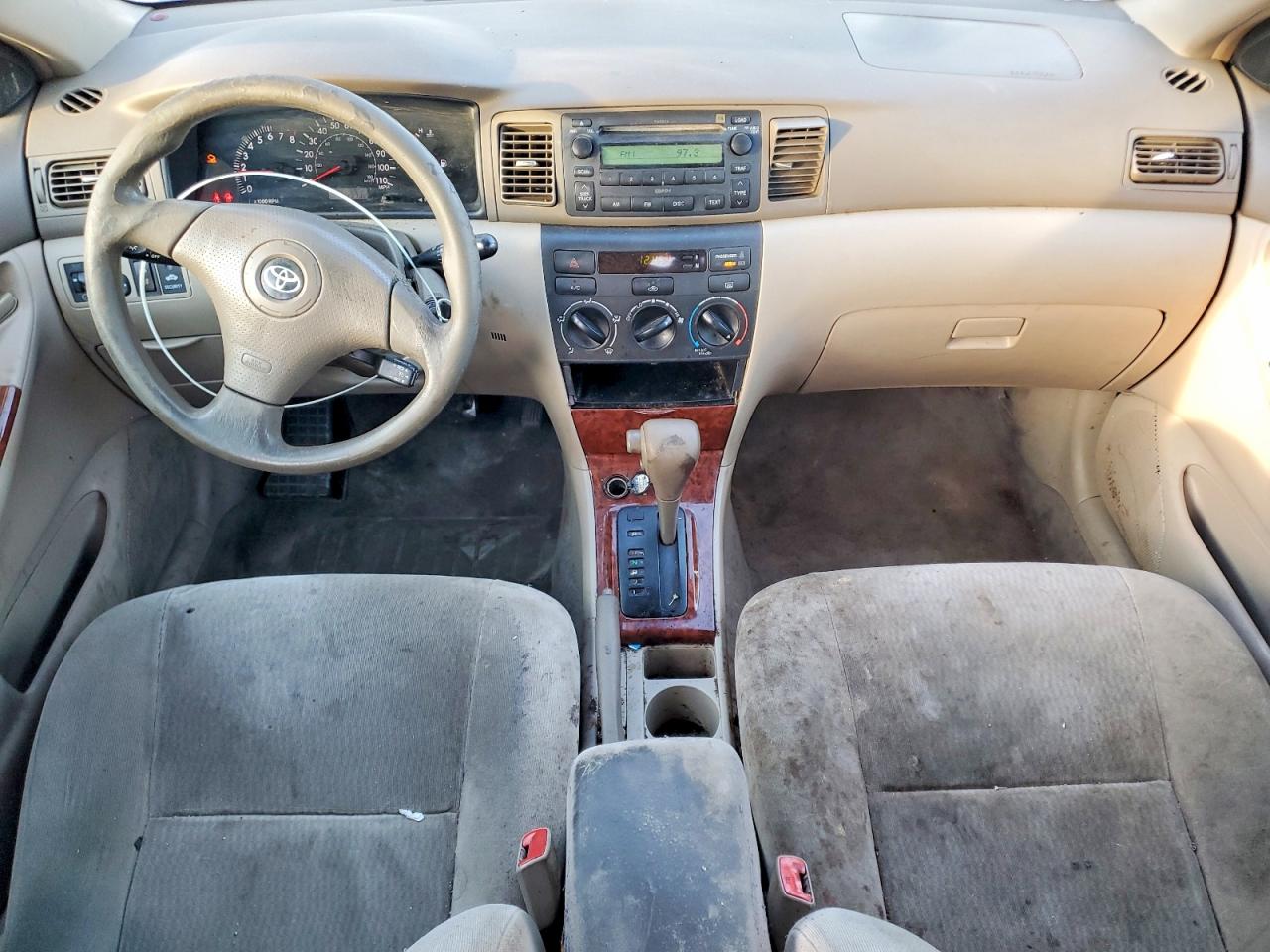 2005 TOYOTA COROLLA CE photo 8