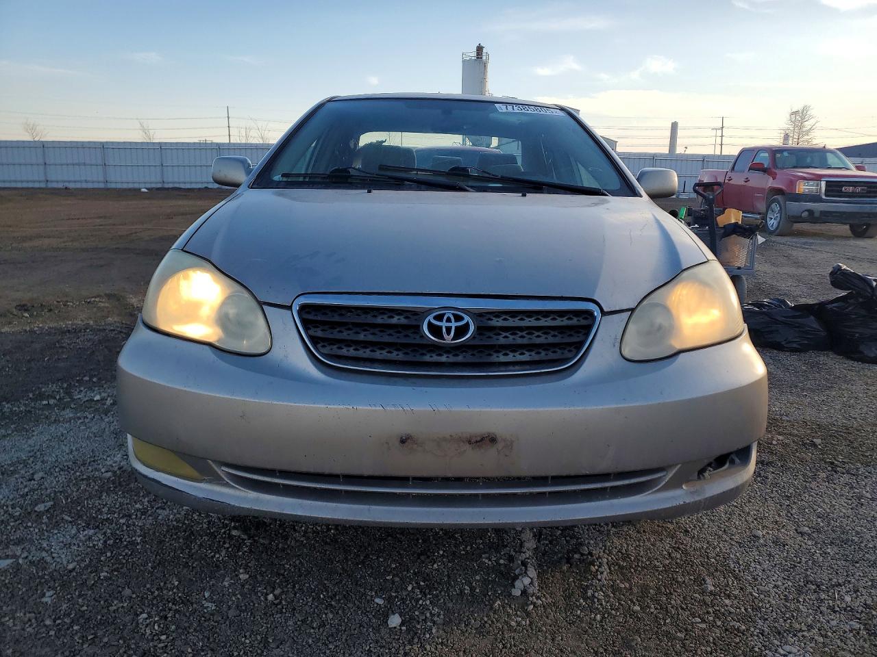 2005 TOYOTA COROLLA CE photo 5