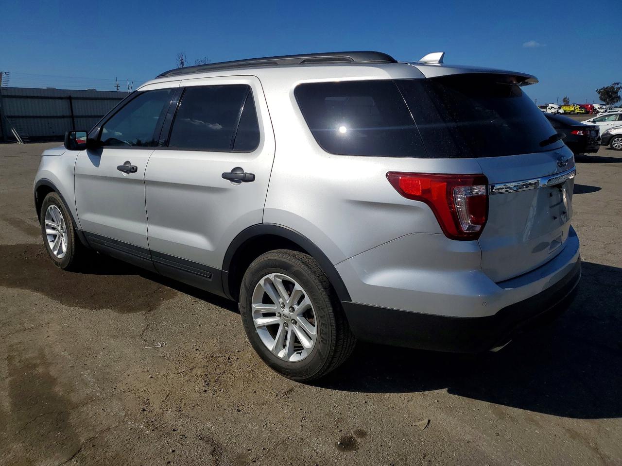 2016 FORD EXPLORER photo 3