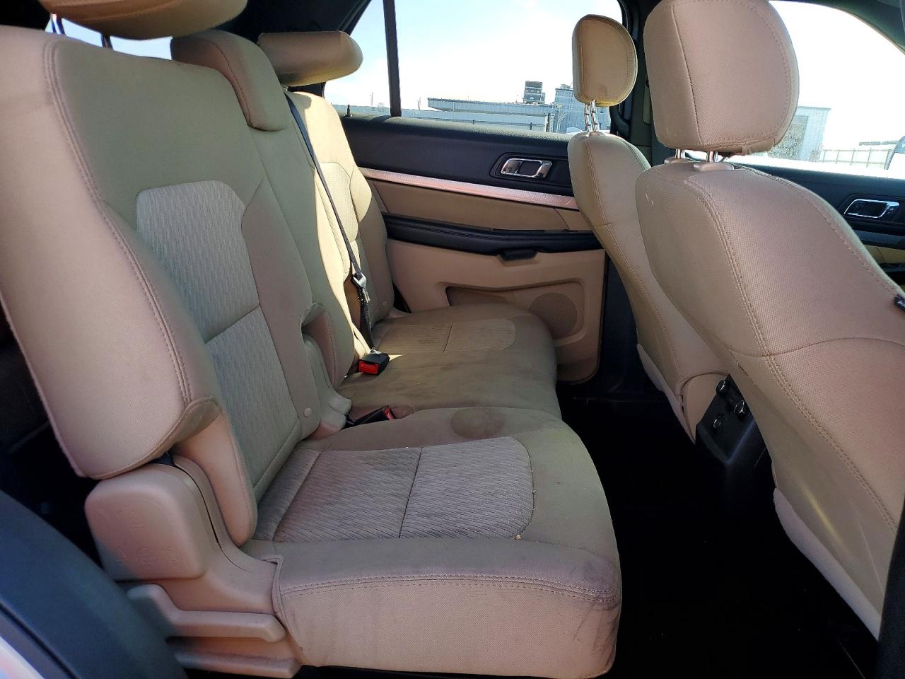 2016 FORD EXPLORER photo 19