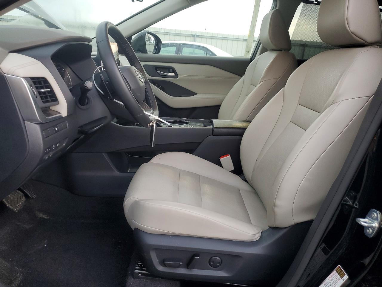 2025 NISSAN ROGUE SV photo 19
