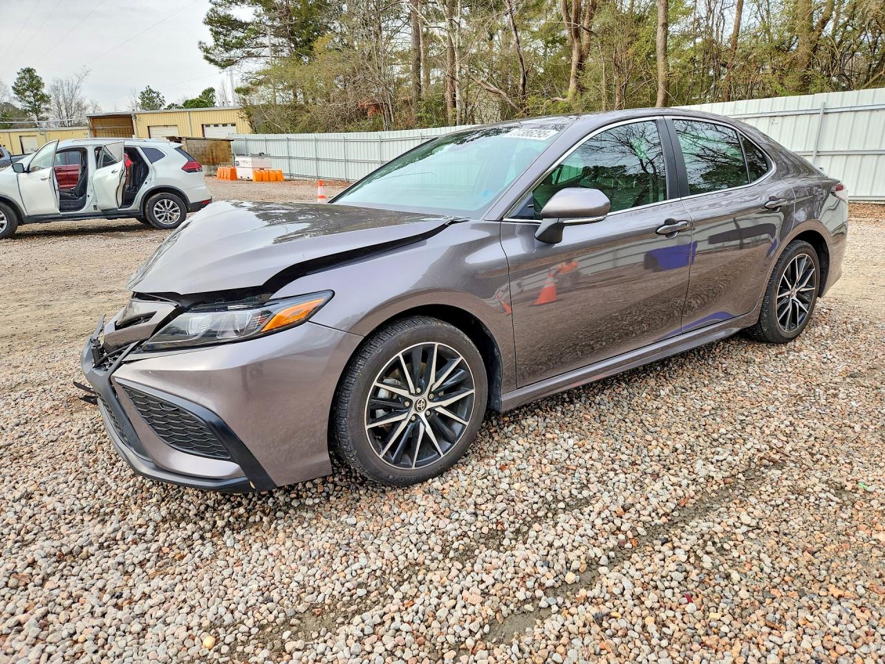 2024 TOYOTA CAMRY