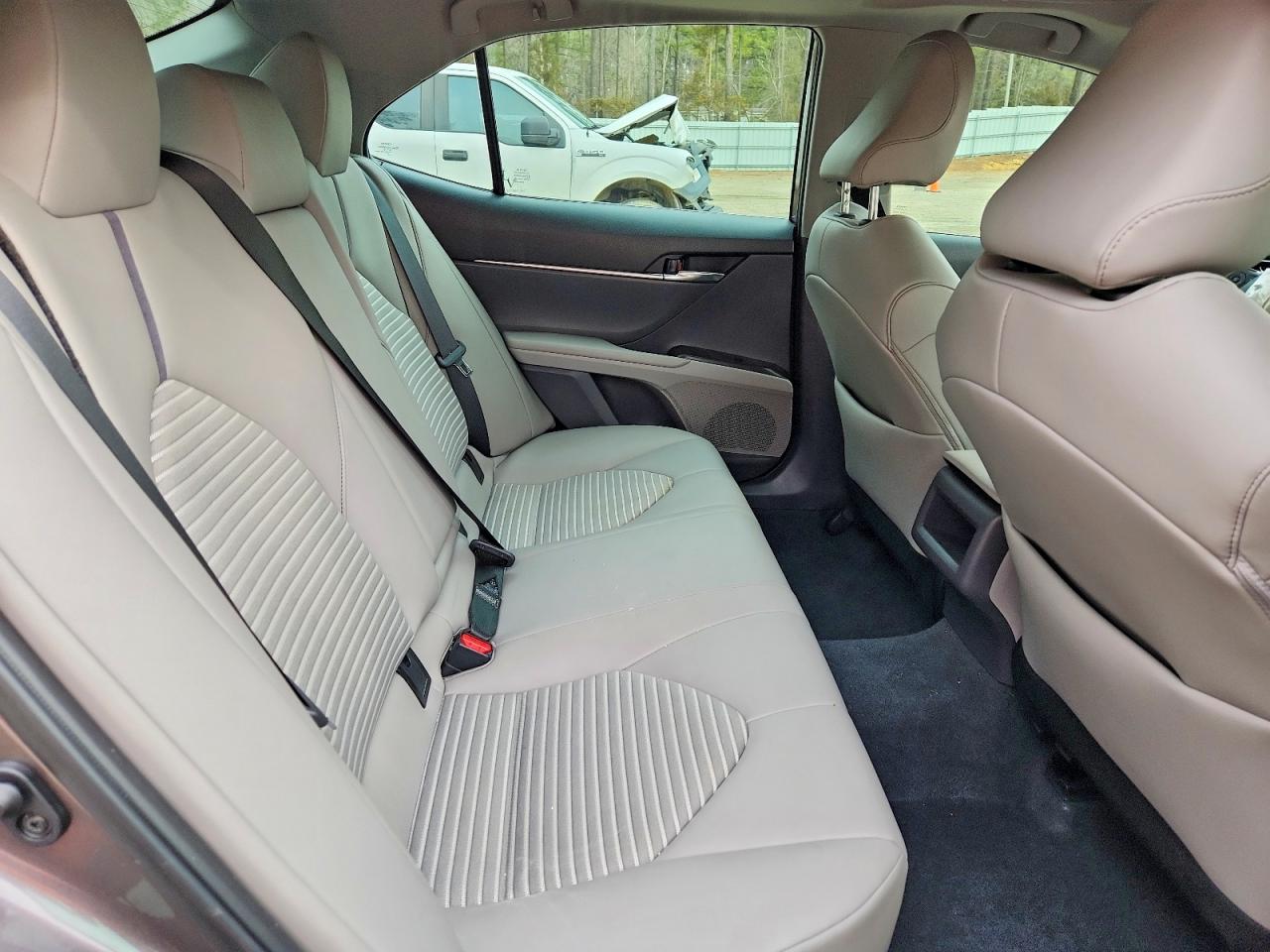 2024 TOYOTA CAMRY SE photo 28