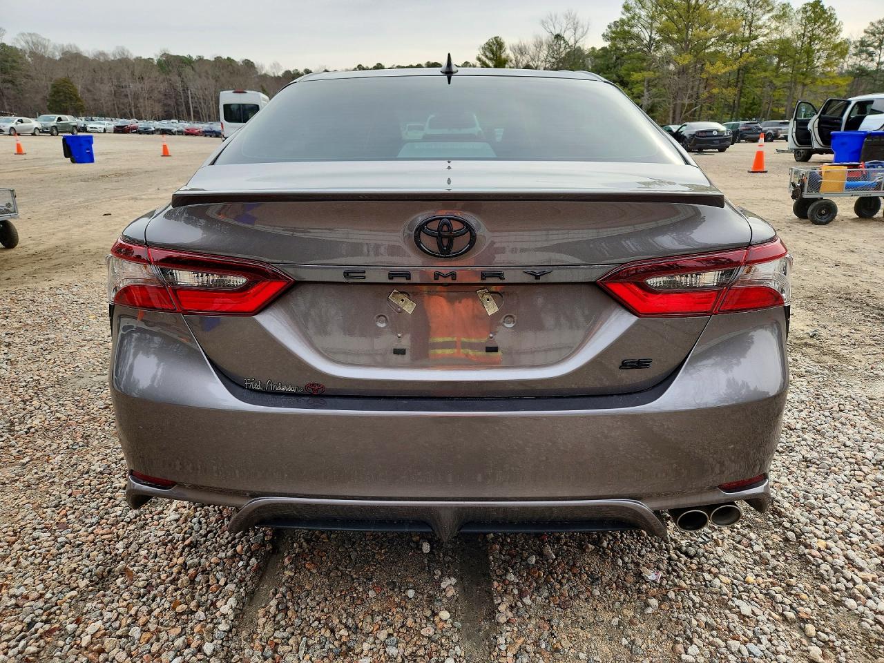2024 TOYOTA CAMRY SE photo 16