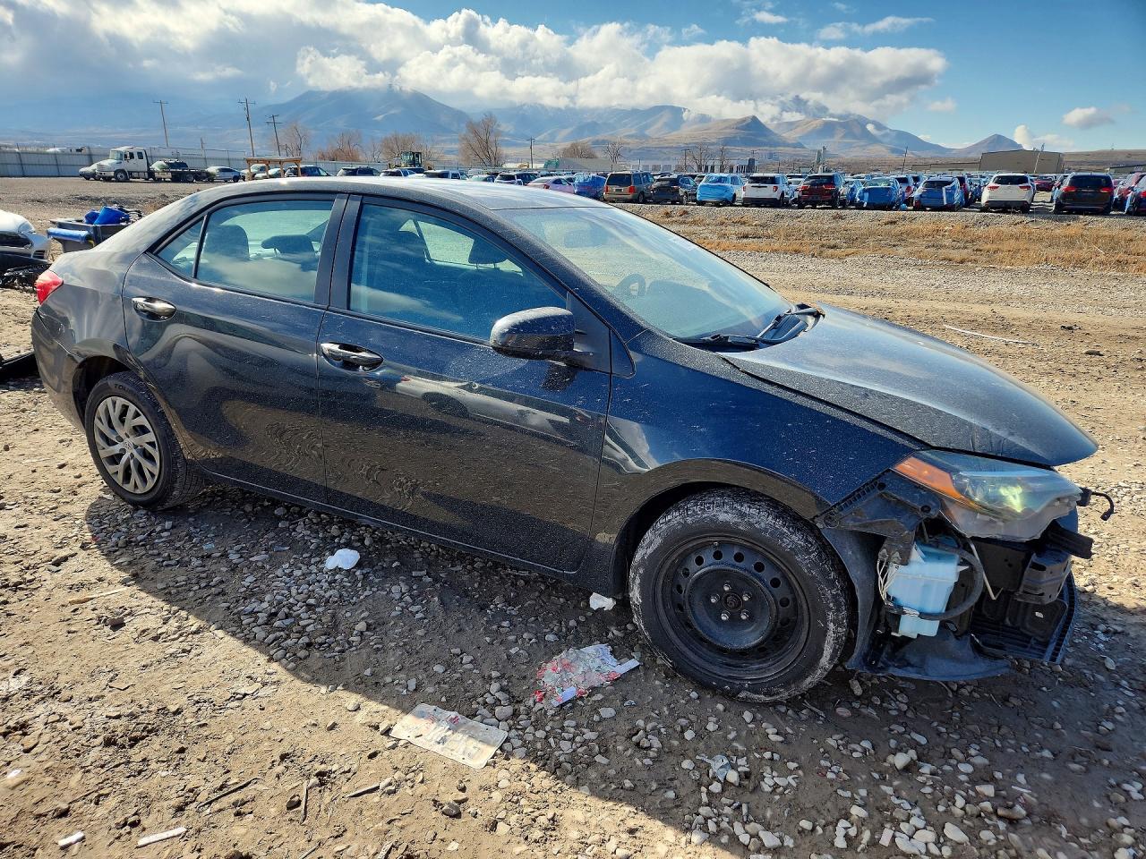 2018 TOYOTA COROLLA LE photo 7