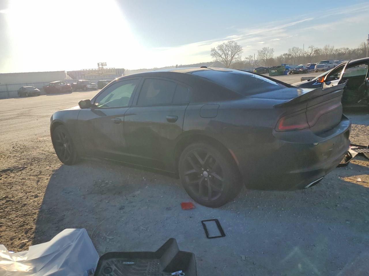 2016 DODGE CHARGER SE photo 2