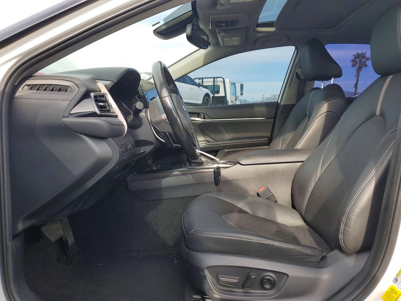 2024 TOYOTA CAMRY XSE photo 19