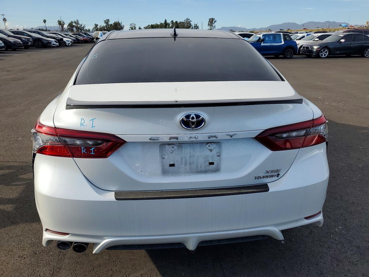2024 TOYOTA CAMRY XSE photo 16